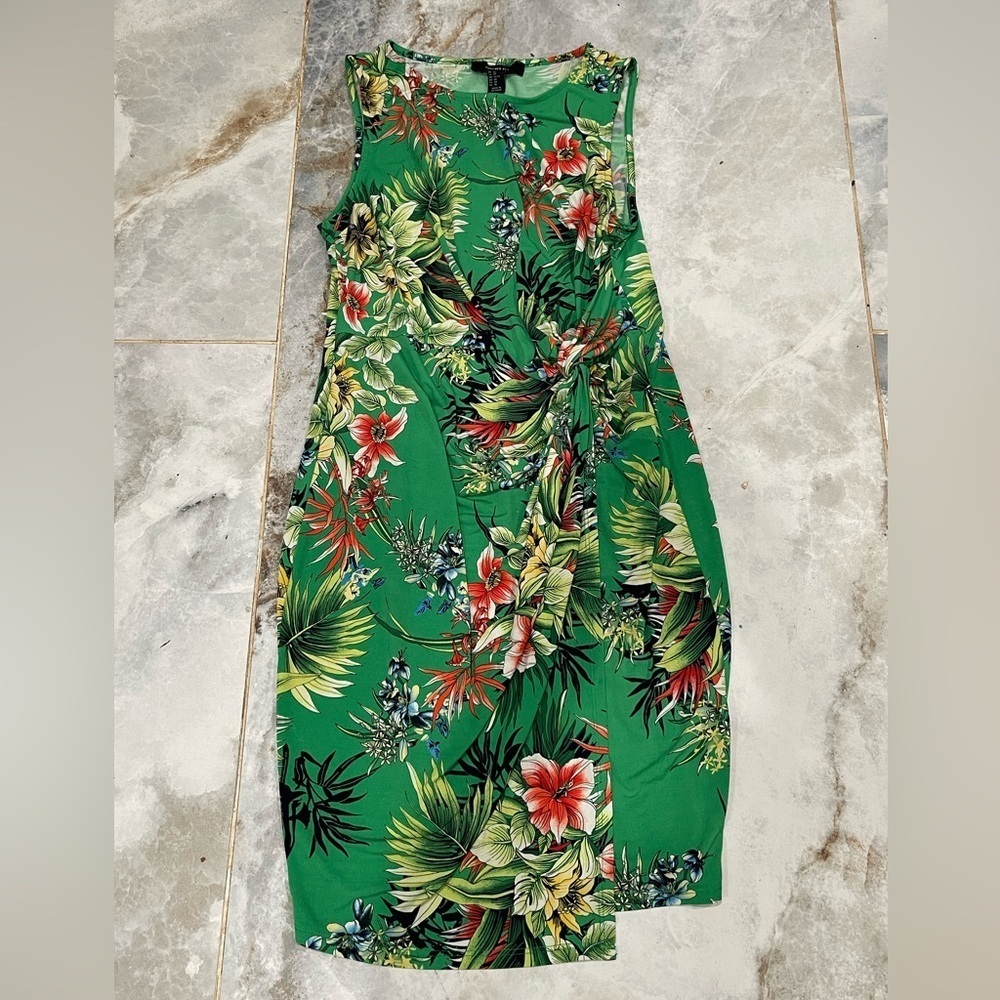 Forever 21 Green Floral Dress